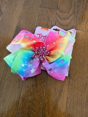Jojo Siwa bow 🎀